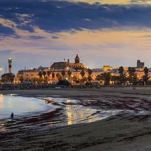 Casa En Primera Línea De Playa Rota